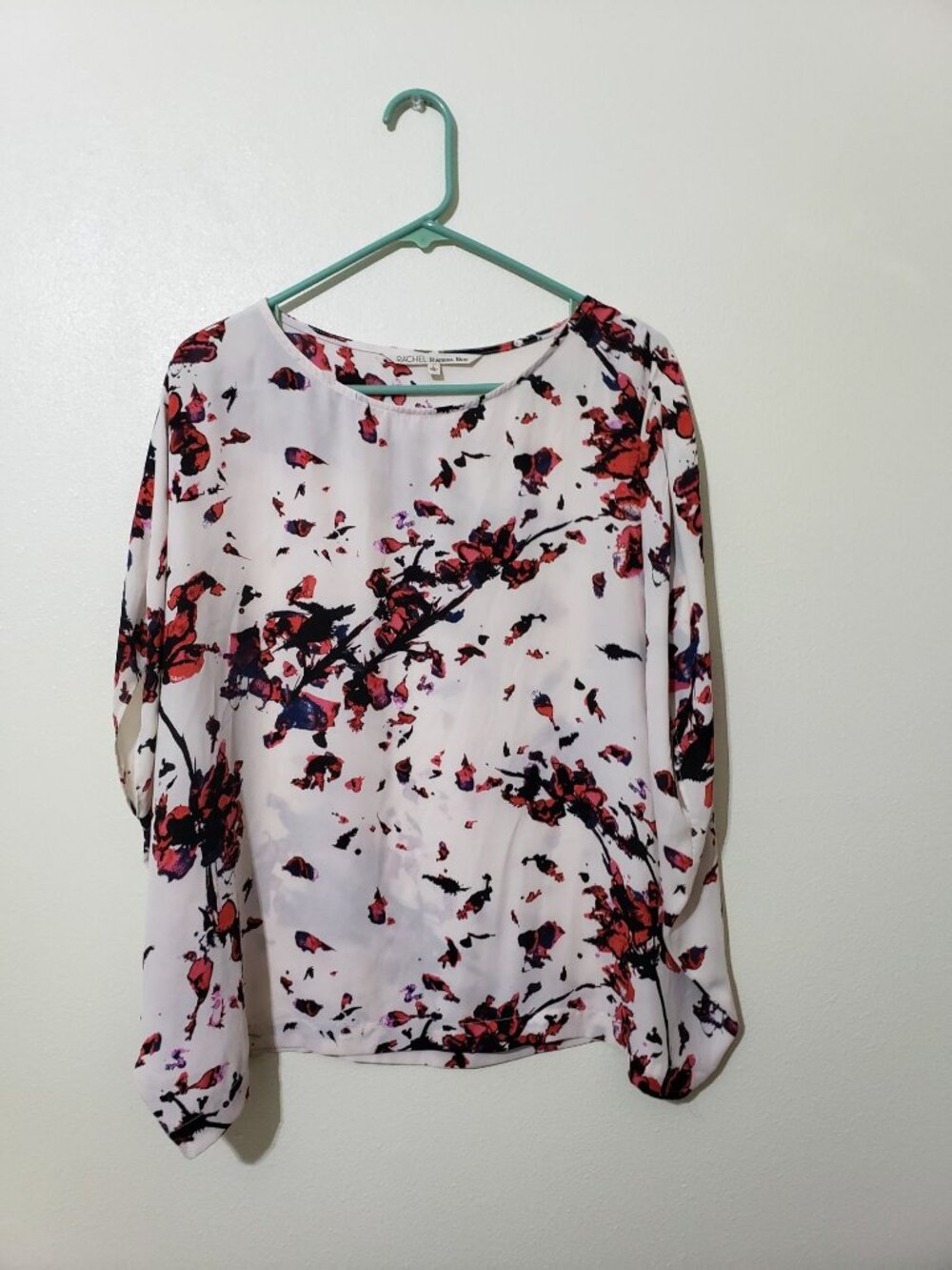 Rachel Roy White Red Floral Top Size L Valentines Day Date Night Short Sleeve